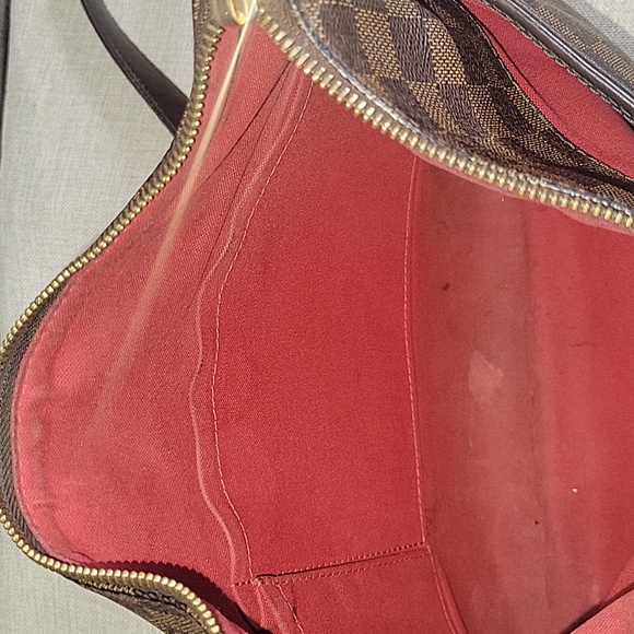 Louis Vuitton Bloomsbury PM Damier Ebene Crossbody Bag Authentic Louis Vuitton Bloomsbury PM Damier Ebene Crossbody Shoulder Bag
